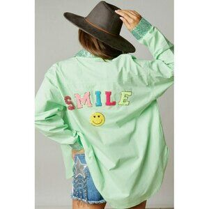 Made My Day Smile Sequin Outline Patch Shirt in Apple Green